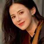Huang Ri Ying